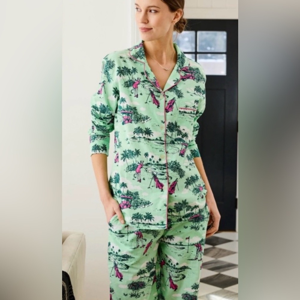 Printfresh Pajama Set in Putting Green